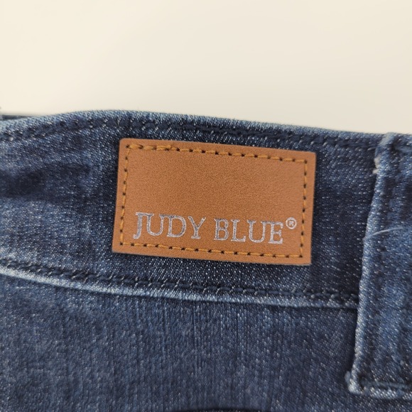 Judy Blue Size 7/28 Skinny Fit Dark Wash Distressed Jeans JB82340DK - Picture 10 of 10